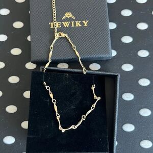 Beautiful Gold Bracelet